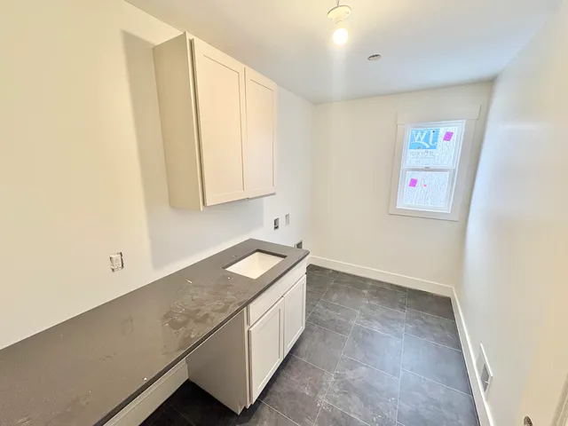 $699,900 | 5955 Braemoor Court Southeast, Caledonia, MI 49316