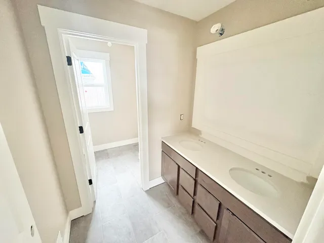 $699,900 | 5955 Braemoor Court Southeast, Caledonia, MI 49316