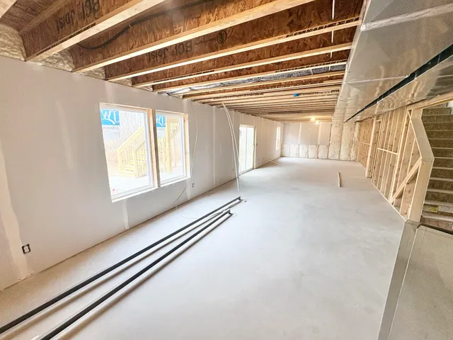 $699,900 | 5955 Braemoor Court Southeast, Caledonia, MI 49316