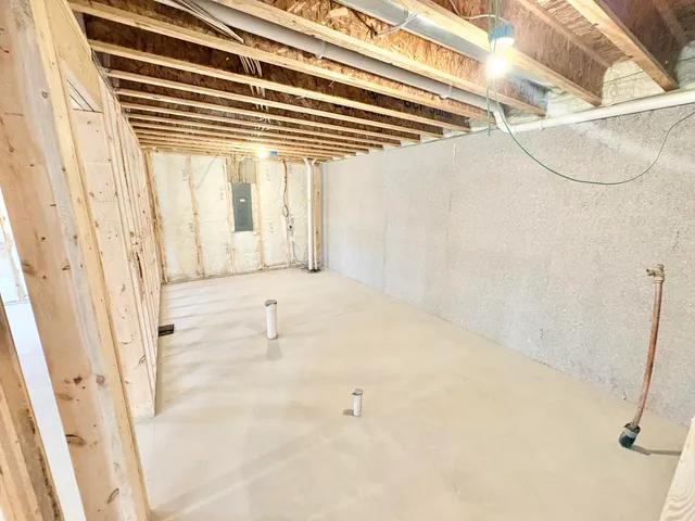 $699,900 | 5955 Braemoor Court Southeast, Caledonia, MI 49316