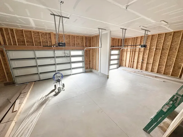 $699,900 | 5955 Braemoor Court Southeast, Caledonia, MI 49316