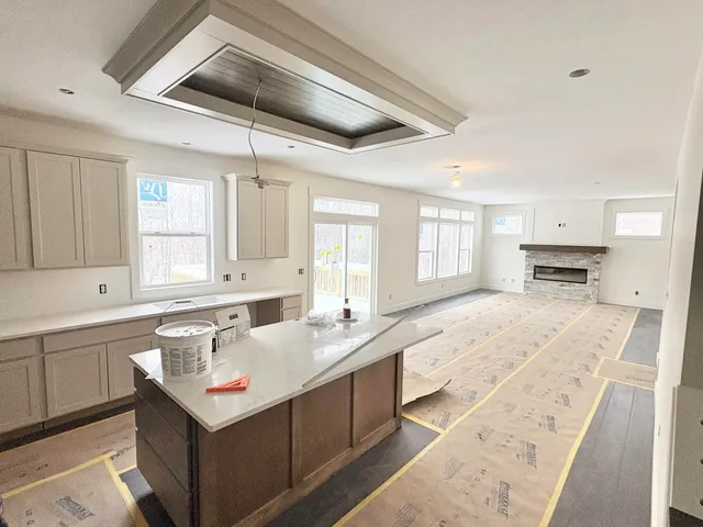 $699,900 | 5955 Braemoor Court Southeast, Caledonia, MI 49316