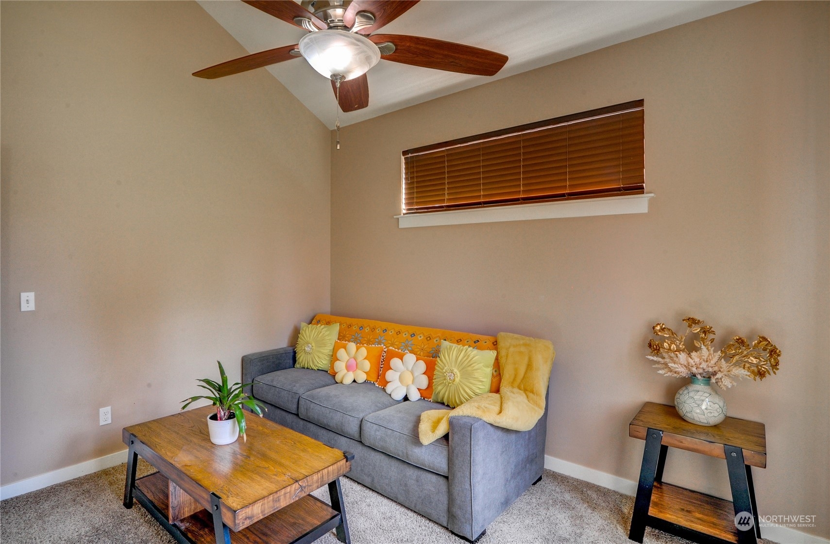 829 218th Street Southeast Bothell, WA 98021 - Photo 10 of 40 a living room with furniture