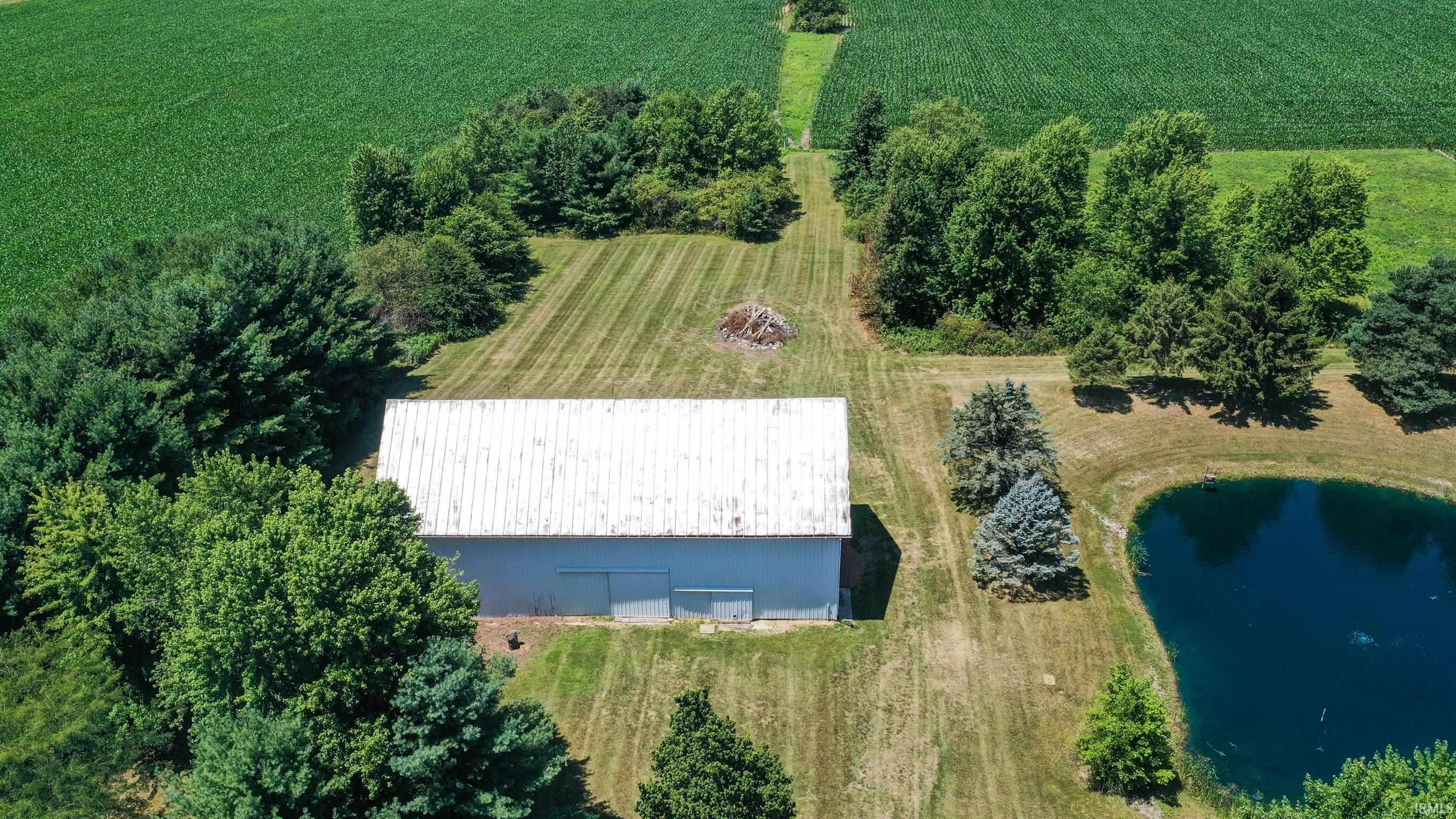13916 Clayton Road Monroeville, IN 46773 - Photo 4 of 34