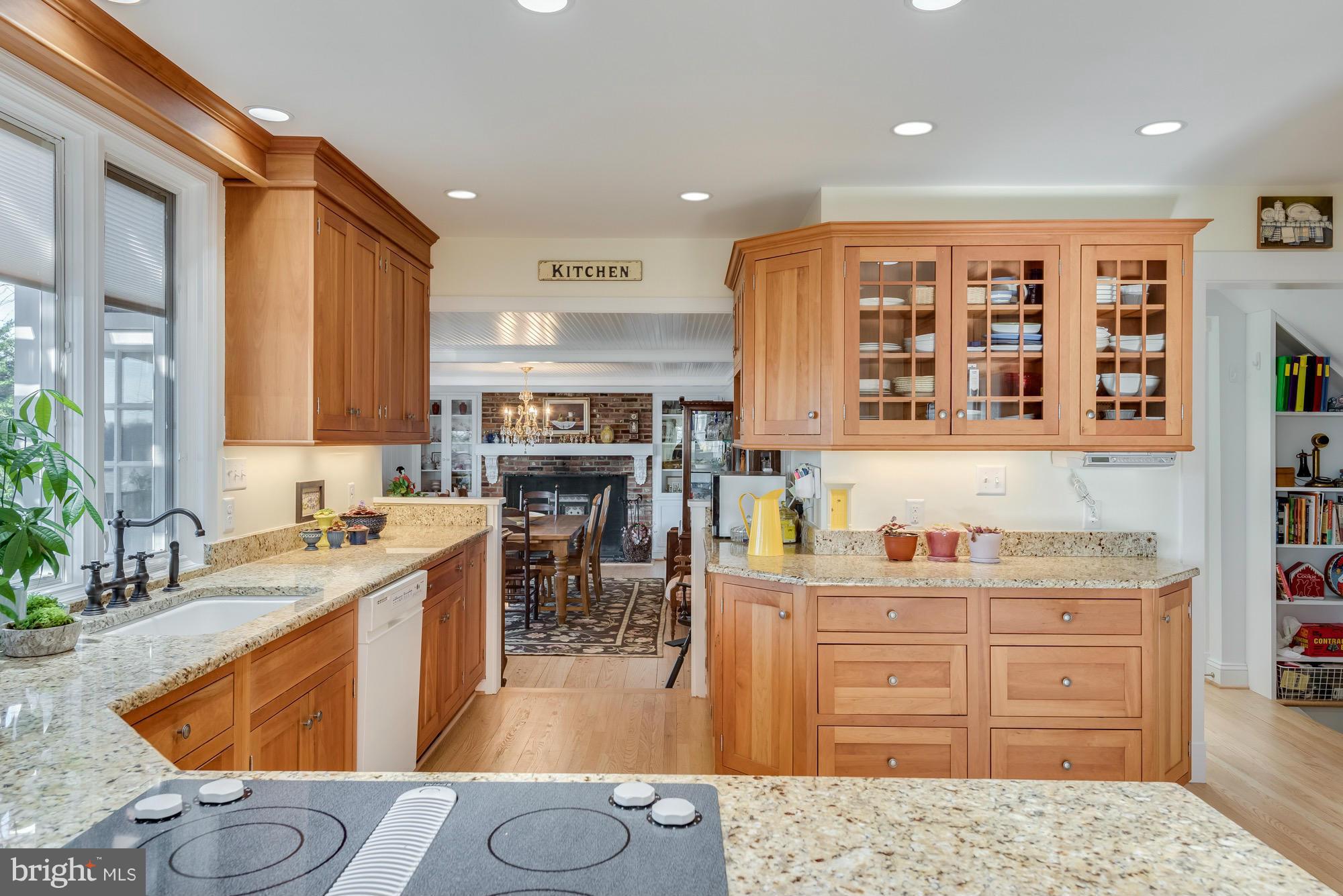 205 Rugby Court Arnold, MD 21012 - Photo 13 of 29 Kitchen