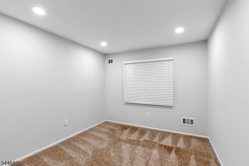 207 Patriots Road Morris Plains, NJ 07950 - Photo 20 of 30 Gallery Image 20