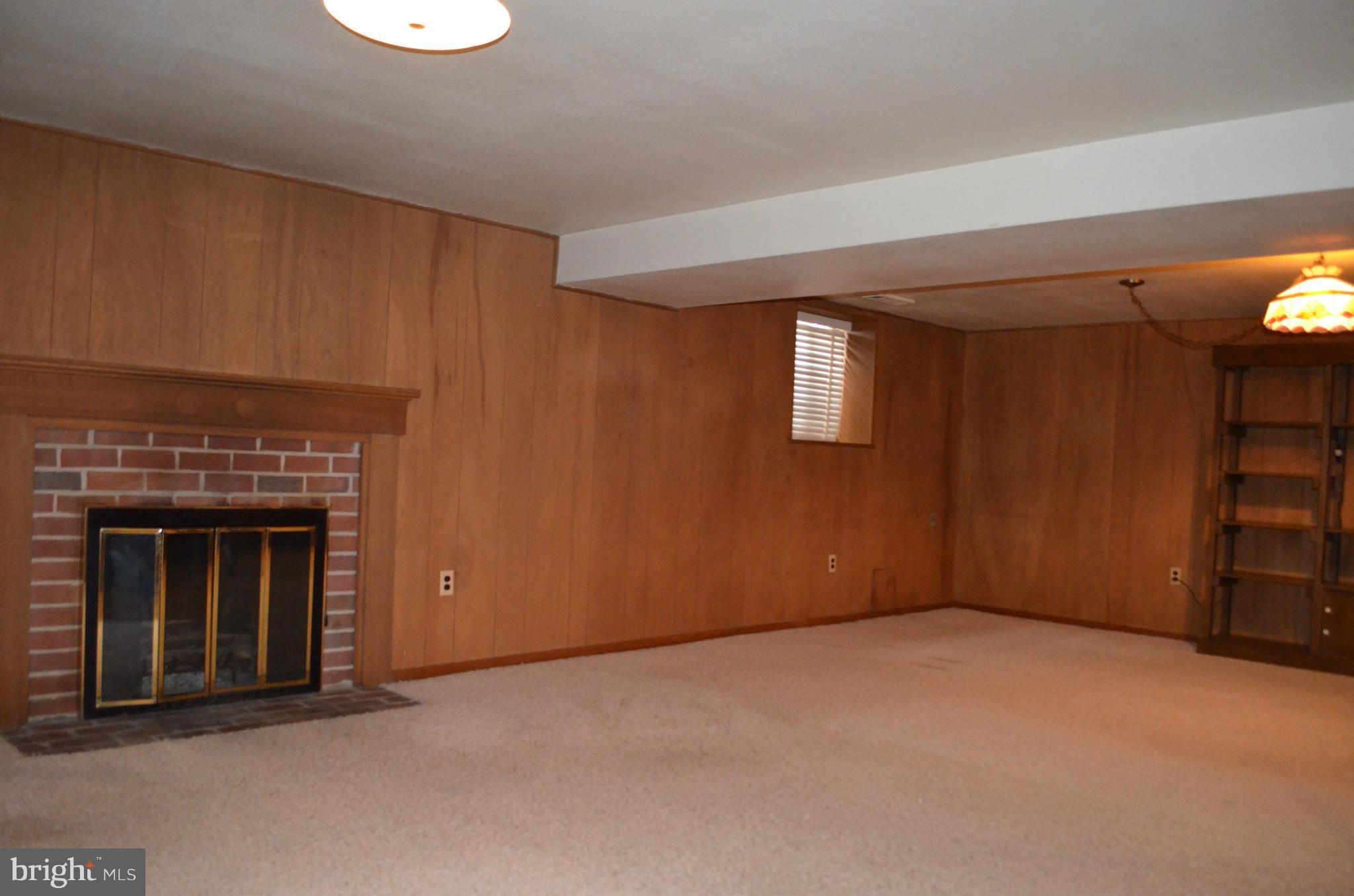 1403 Woodbridge Road Baltimore, MD 21228 - Photo 23 of 30 Interior (General)