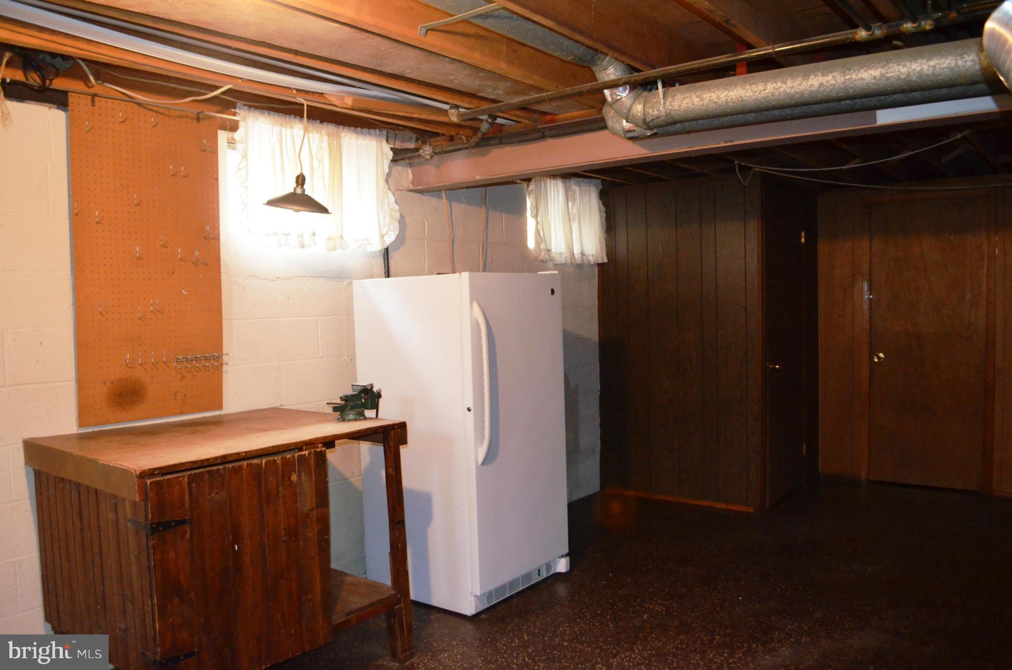 1403 Woodbridge Road Baltimore, MD 21228 - Photo 30 of 30 Interior (General)