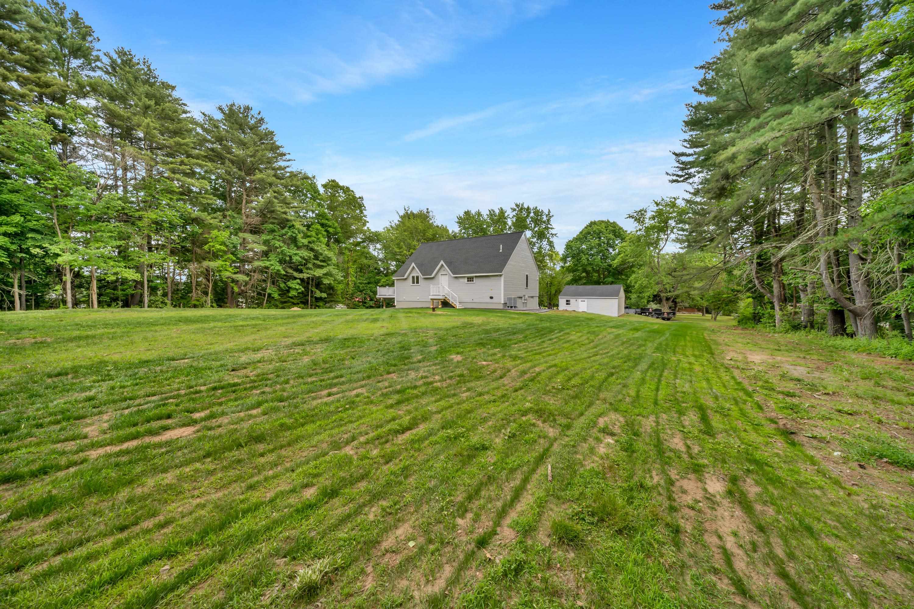 427 Middle Road Brentwood, NH 03833 - Photo 26 of 30