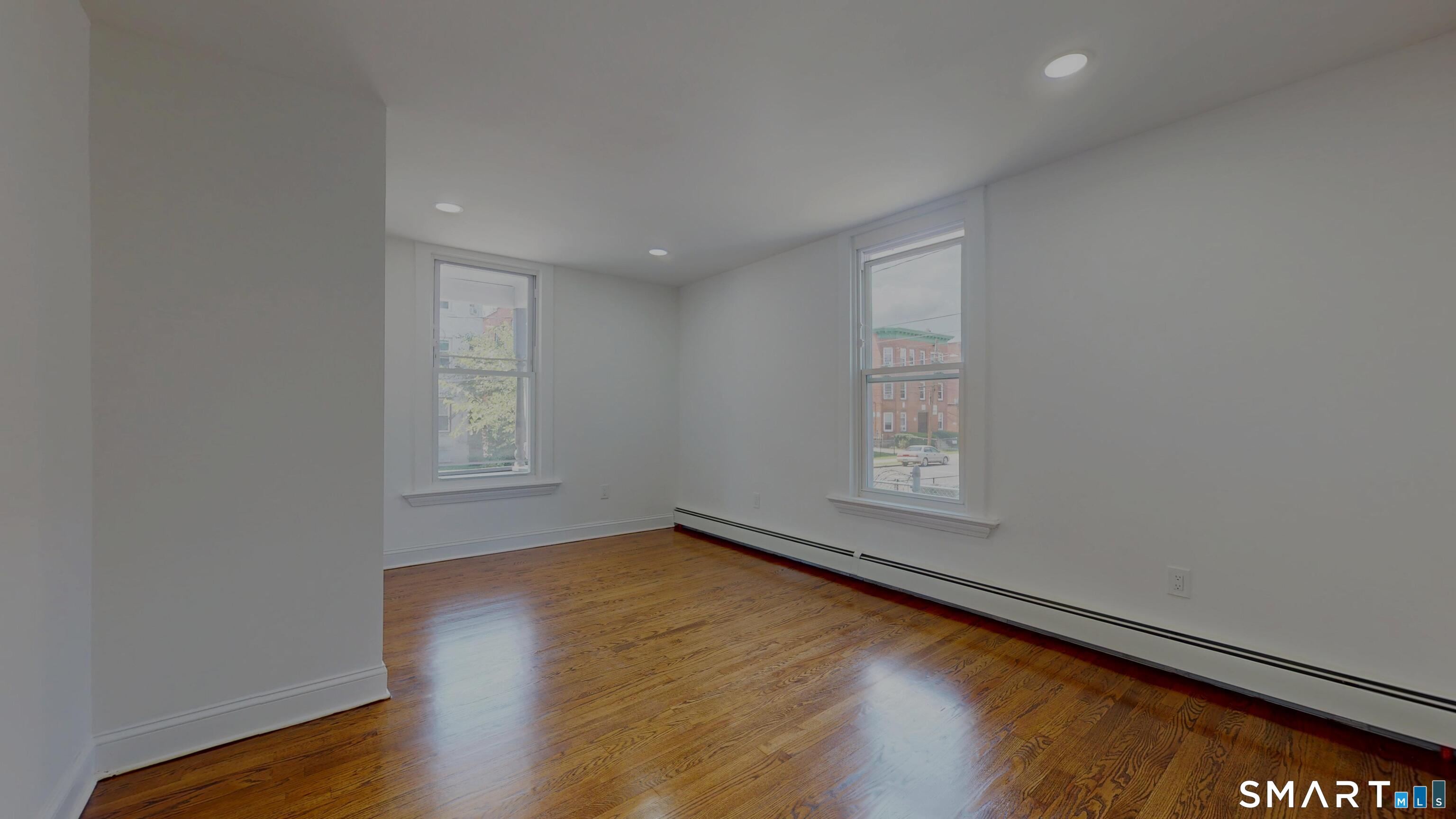 24 Bond Street Hartford, CT 06114 - Photo 9 of 24
