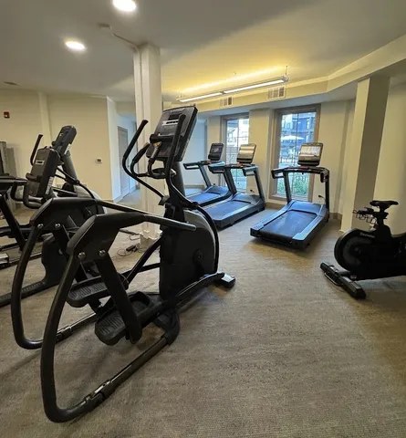 $2,643 | 1420 West Diehl Road, Unit 234, Naperville, IL 60563