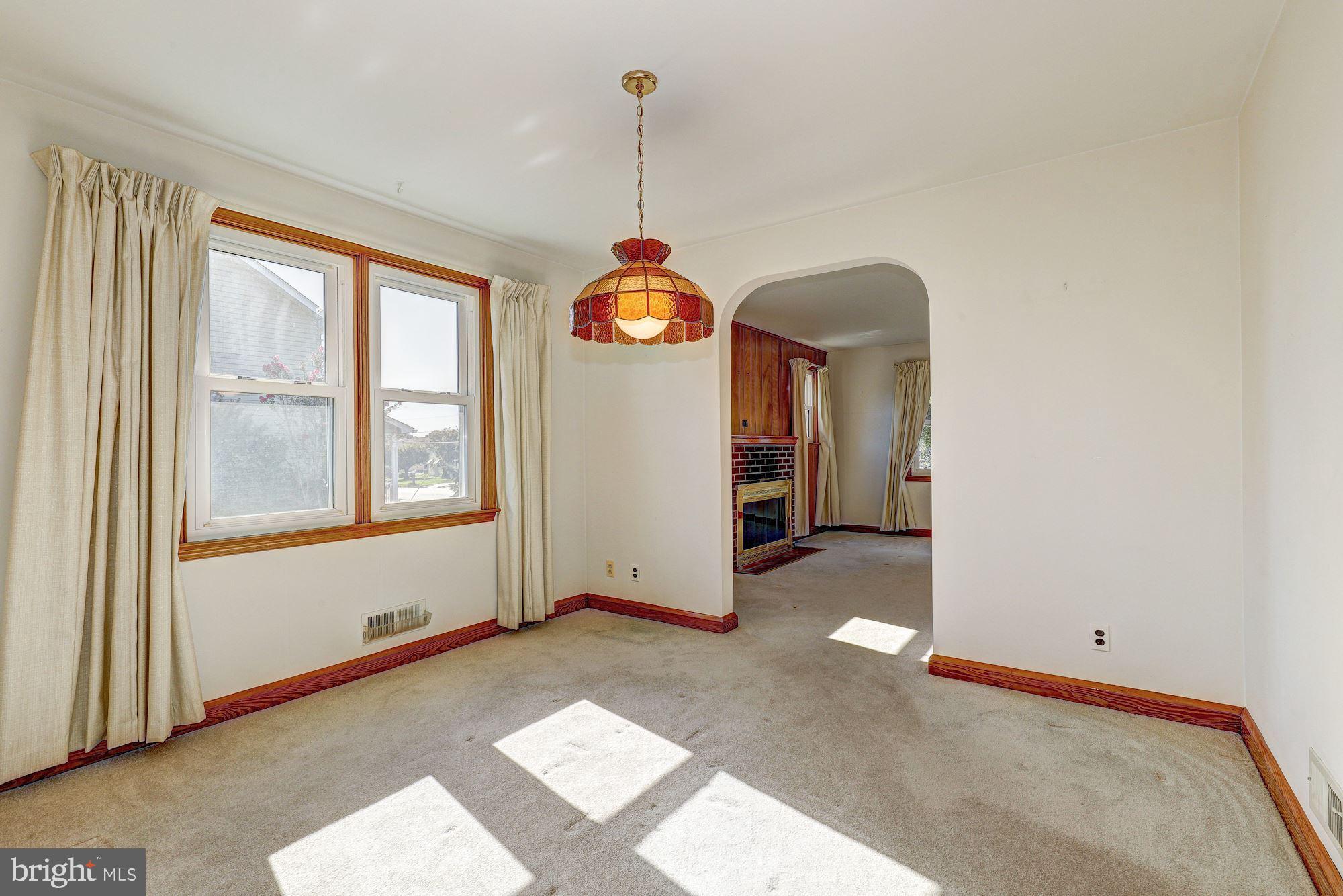 4306 East Joppa Road Nottingham, MD 21236 - Photo 14 of 43 Dining Room