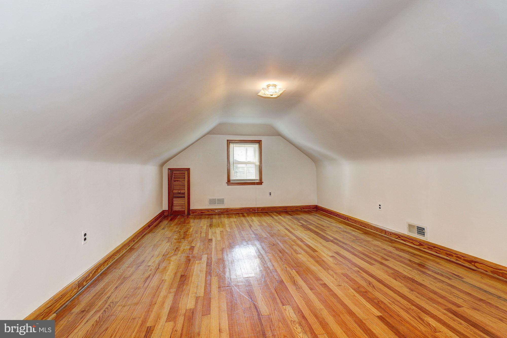 4306 East Joppa Road Nottingham, MD 21236 - Photo 26 of 43 Upper Level Loft Bedroom