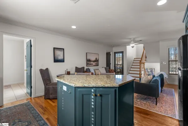 $3,700 | 7 Hamilton Avenue, Greenville, SC 29601