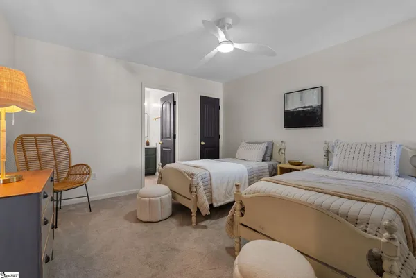 $3,995 | 7 Hamilton Avenue, Greenville, SC 29601