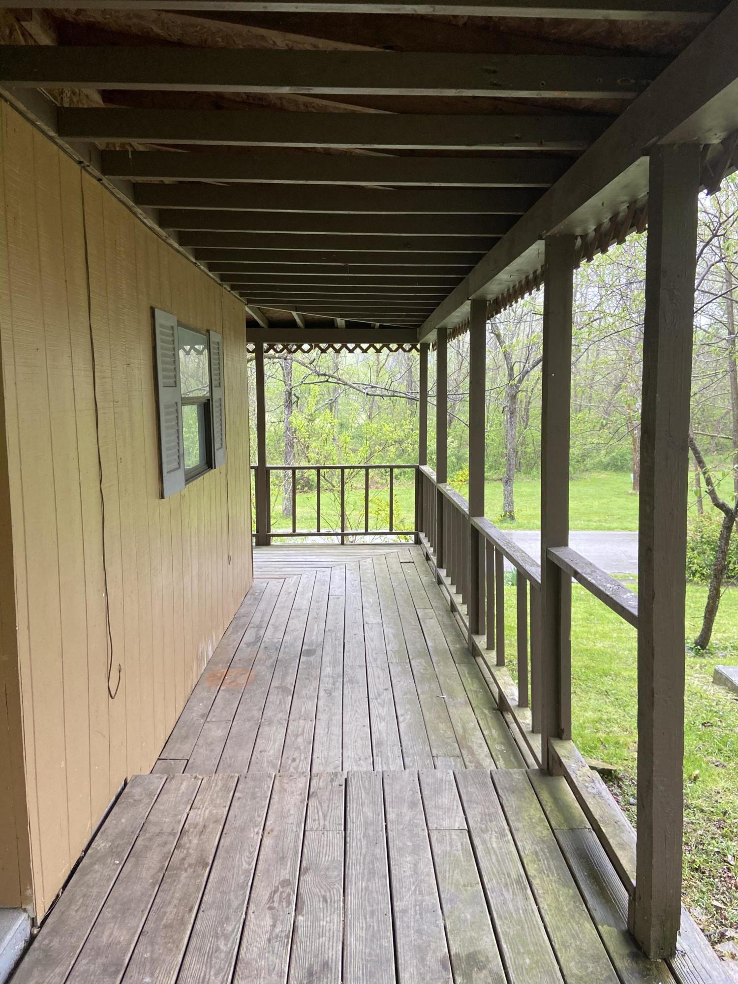 310 Freestone Road Morehead, KY 40351 - Photo 10 of 28 652EDC76-91D7-4243-AE06-27A87C6A9435