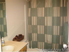 4120 Destiny Drive Springfield, IL 62712 - Photo 8 of 11 Gallery Image 8