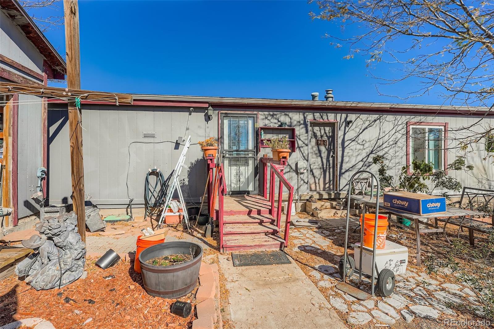 1050 South Dutch Valley Road Bennett, CO 80102 - Photo 26 of 29 Gallery Image 26
