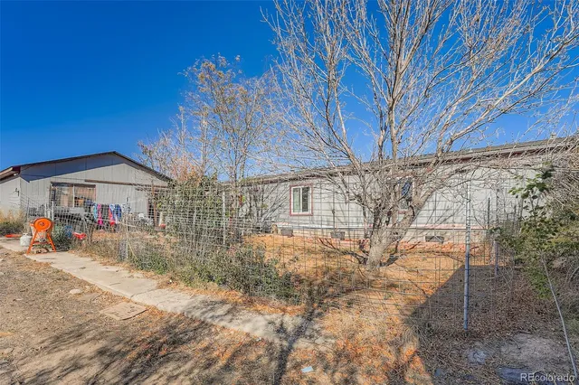 $725,000 | 1050 South Dutch Valley Road, Bennett, CO 80102