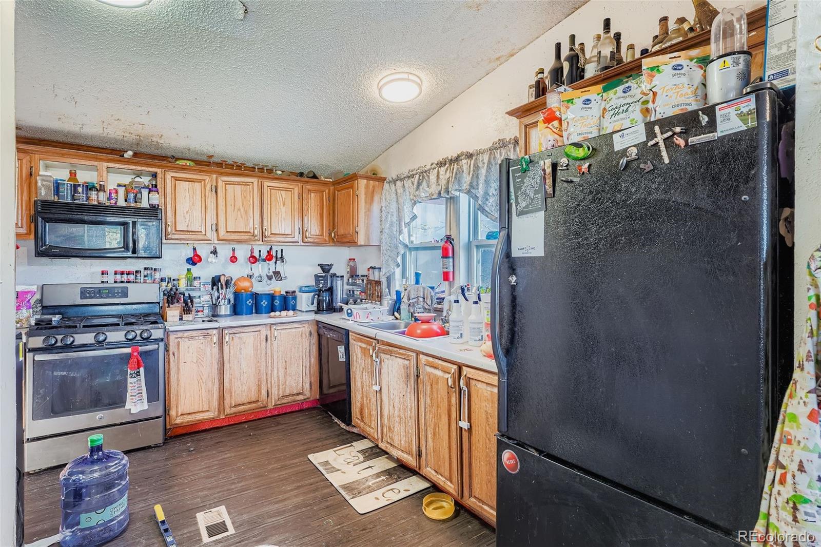 1050 South Dutch Valley Road Bennett, CO 80102 - Photo 6 of 29 Gallery Image 6