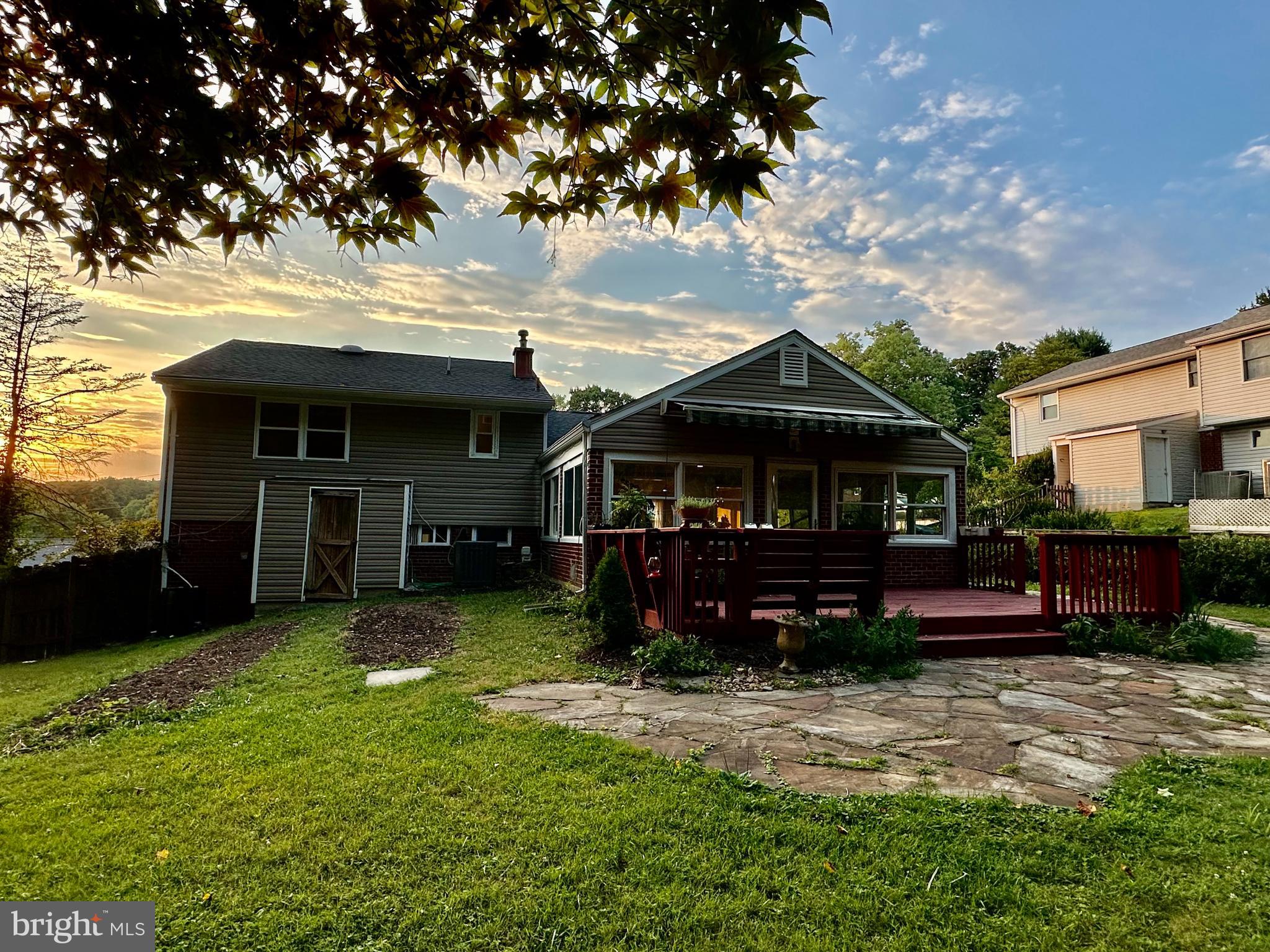 6015 Loretto Street Springfield, VA 22150 - Photo 24 of 26