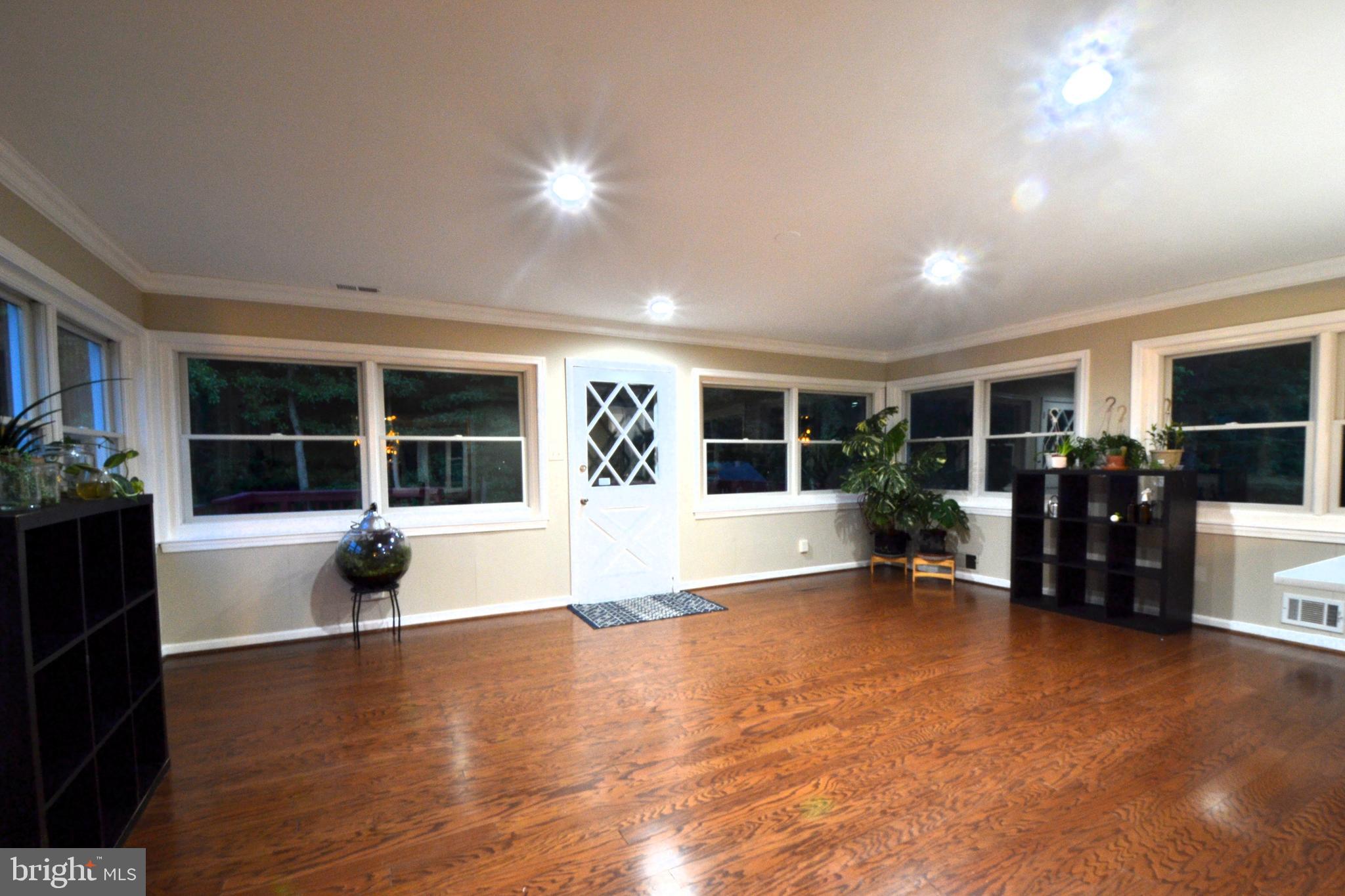 6015 Loretto Street Springfield, VA 22150 - Photo 9 of 26