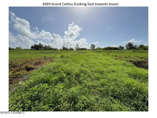 $75,000 | 6569 Grand Caillou Road, Dulac, LA 70353