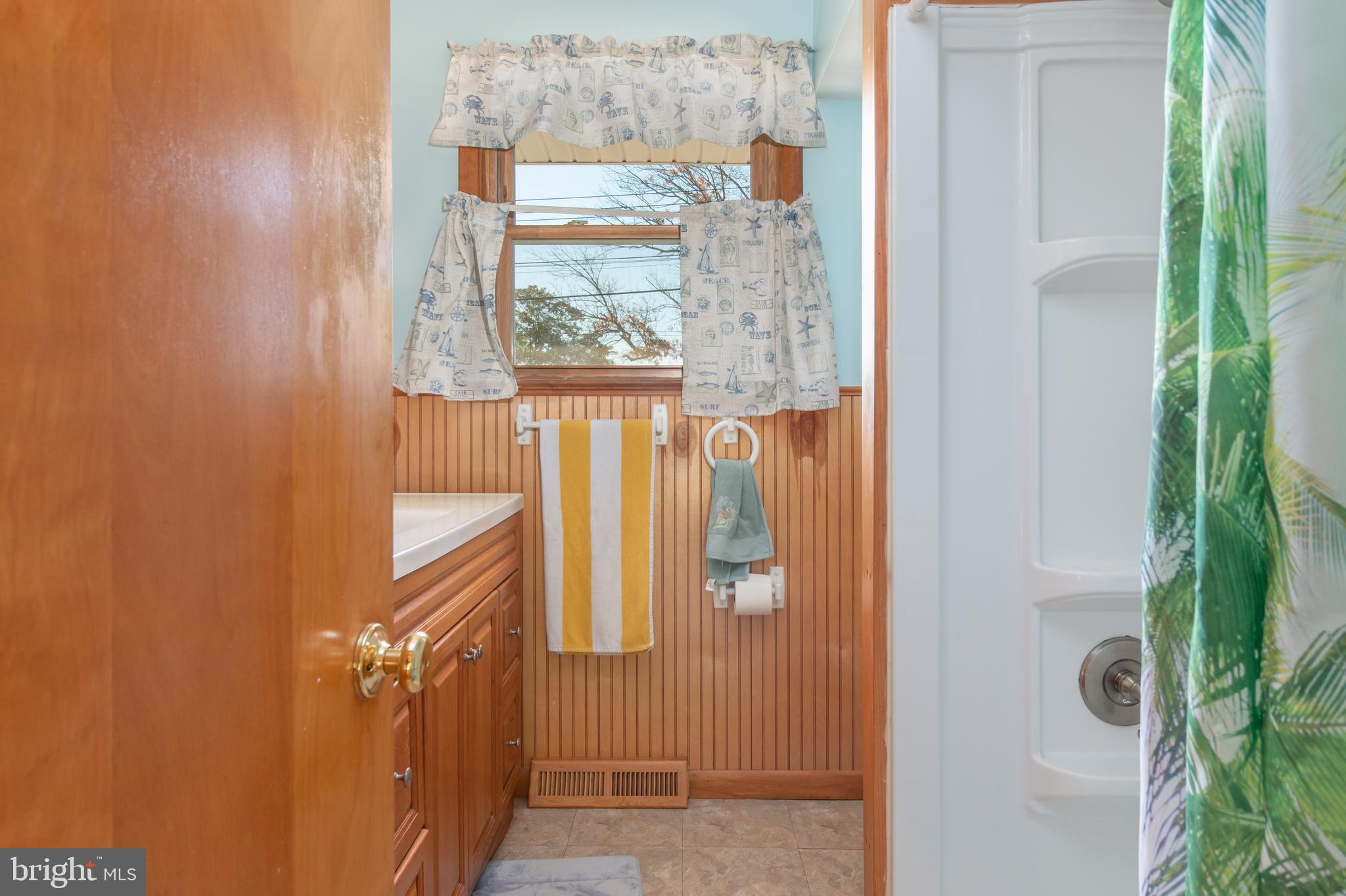 1243 Harding Road Vineland, NJ 08361 - Photo 13 of 19 Bathroom