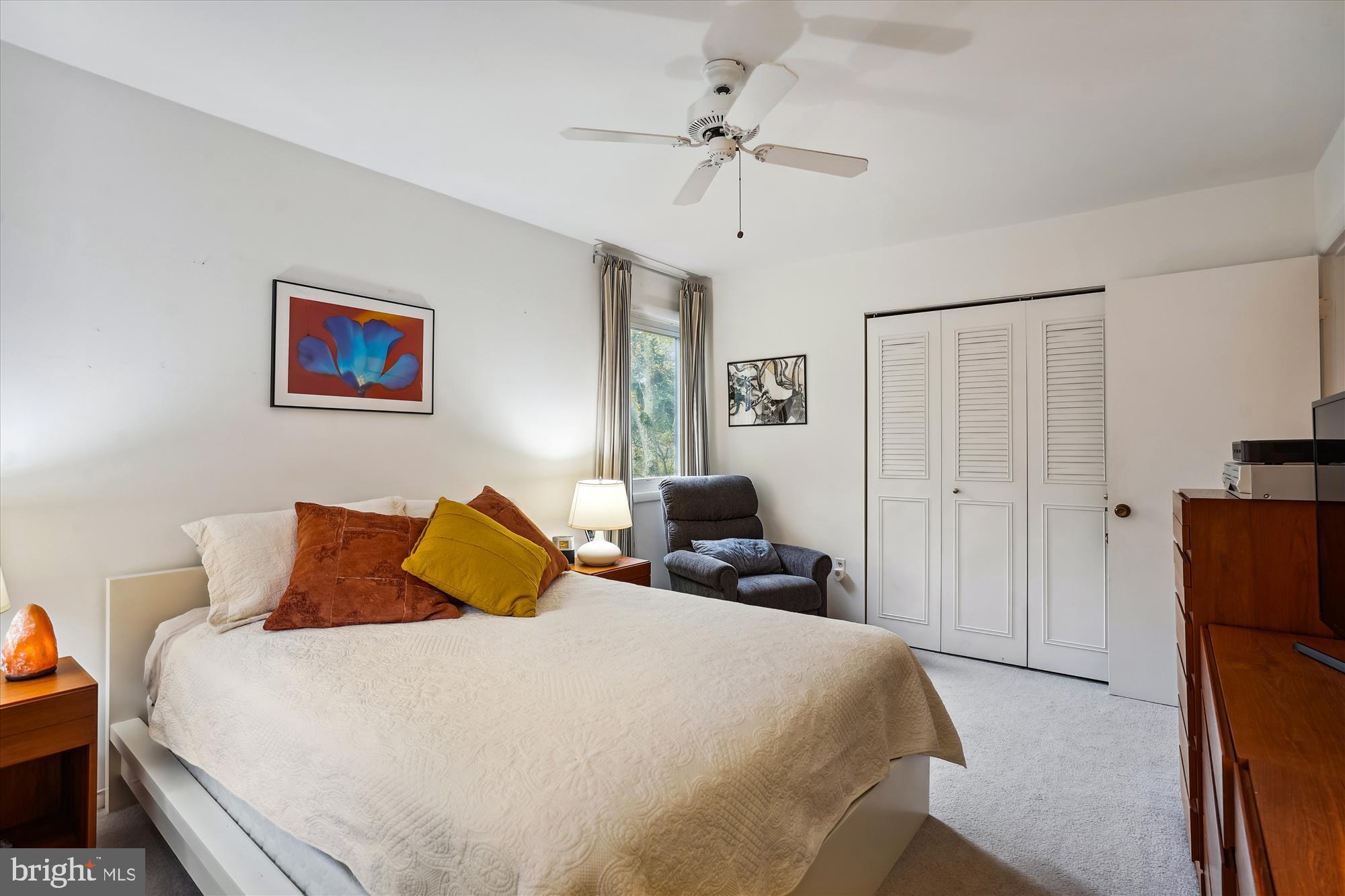 11823 Blue Spruce Road Reston, VA 20191 - Photo 25 of 86 2nd Bedroom also has a large closet