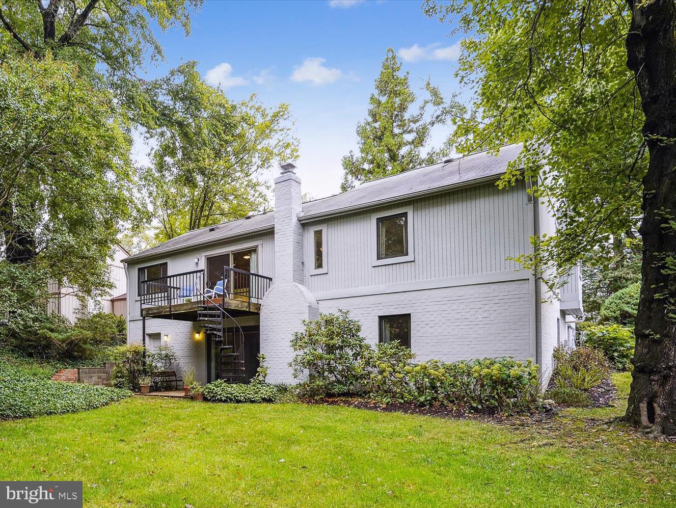 11823 Blue Spruce Road Reston, VA 20191 - Photo 3 of 86 Nicely landscaped with a variety of outdoor spaces