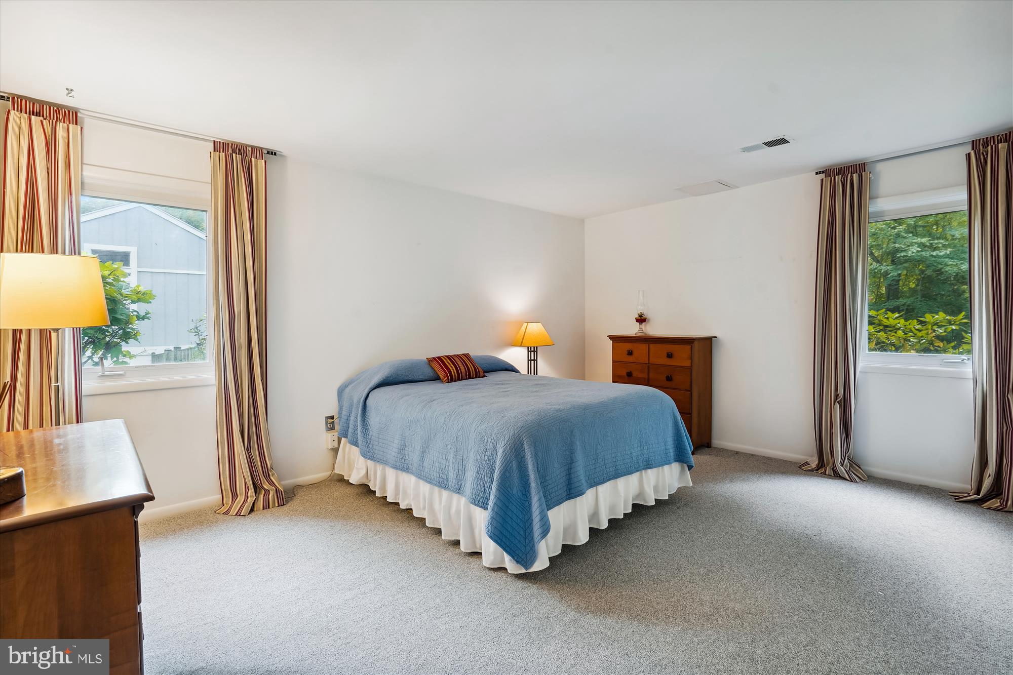 11823 Blue Spruce Road Reston, VA 20191 - Photo 33 of 86 4th Bedroom has two windows and a large closet!