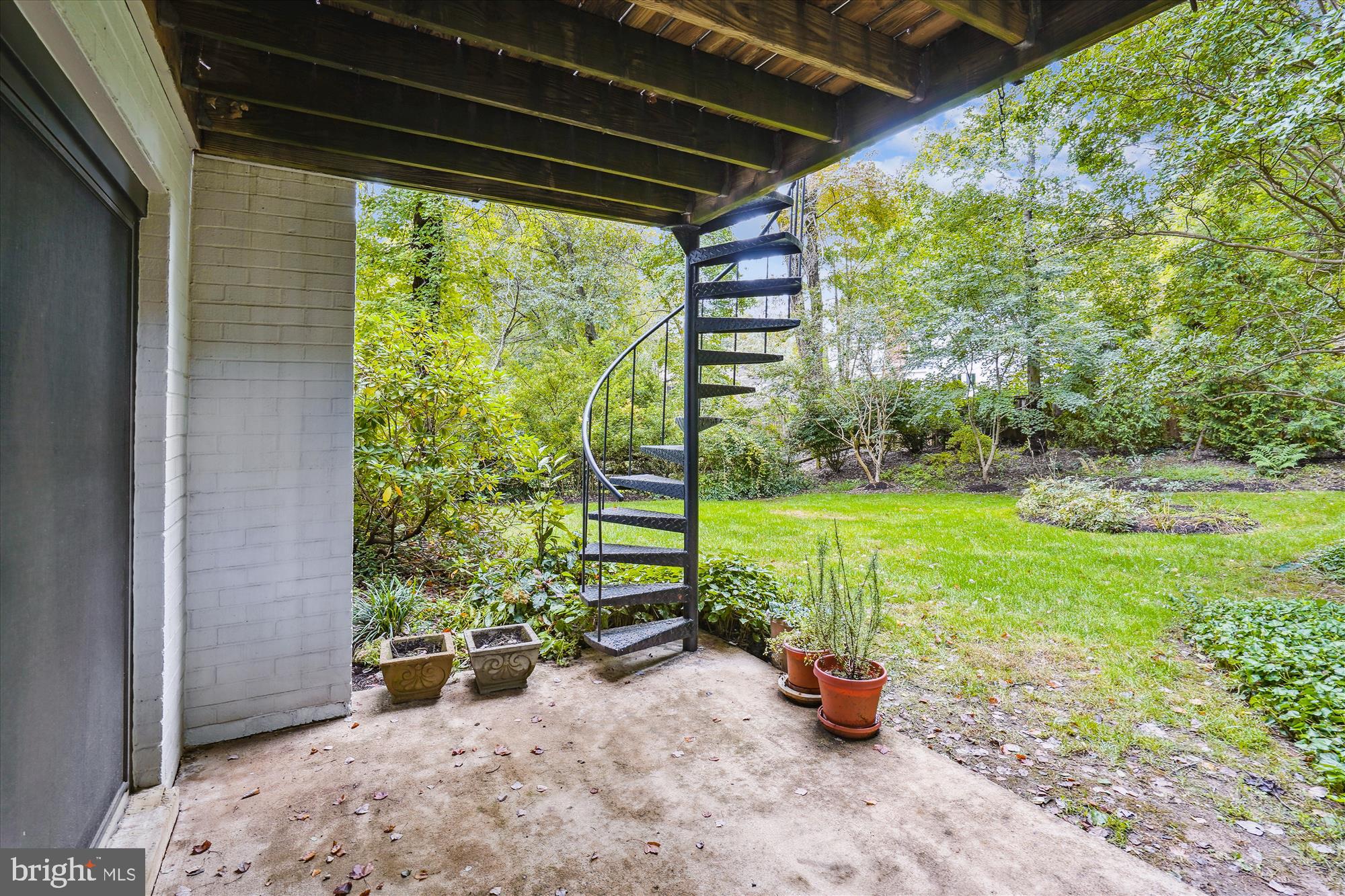 11823 Blue Spruce Road Reston, VA 20191 - Photo 38 of 86 Back Patio - lovely views