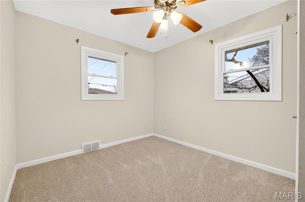 7813 Decatur Drive St. Louis, MO 63123 - Photo 18 of 37