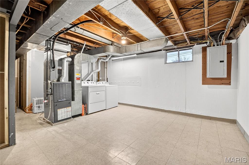 7813 Decatur Drive St. Louis, MO 63123 - Photo 29 of 37