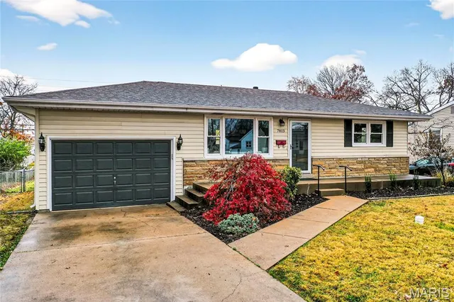 $225,000 | 7813 Decatur Drive, St. Louis, MO 63123