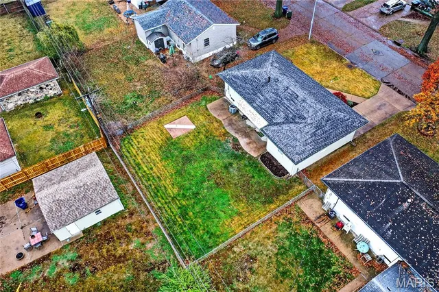 $225,000 | 7813 Decatur Drive, St. Louis, MO 63123