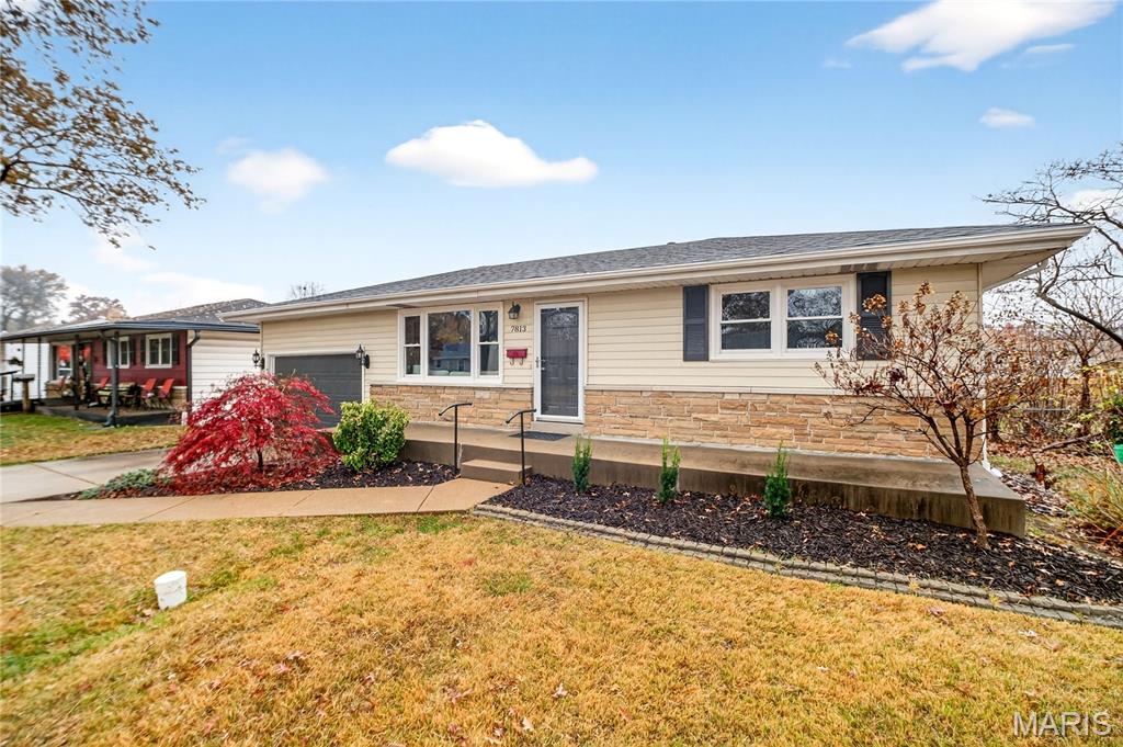 7813 Decatur Drive St. Louis, MO 63123 - Photo 36 of 37