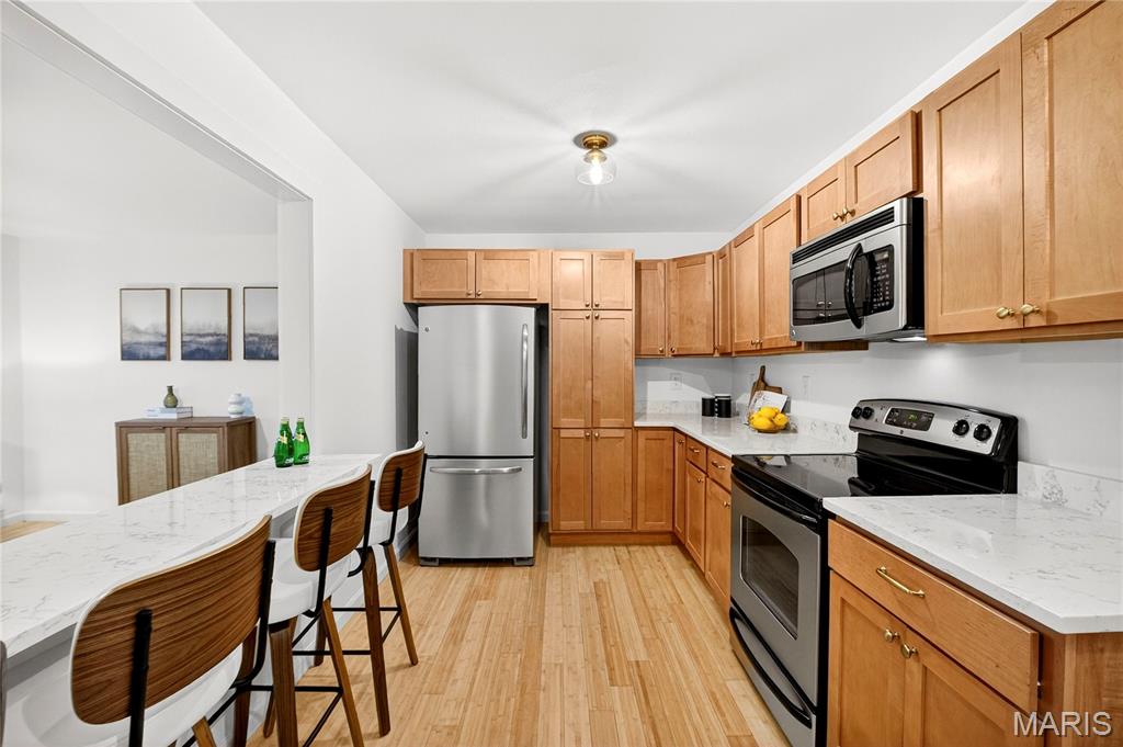 7813 Decatur Drive St. Louis, MO 63123 - Photo 10 of 37