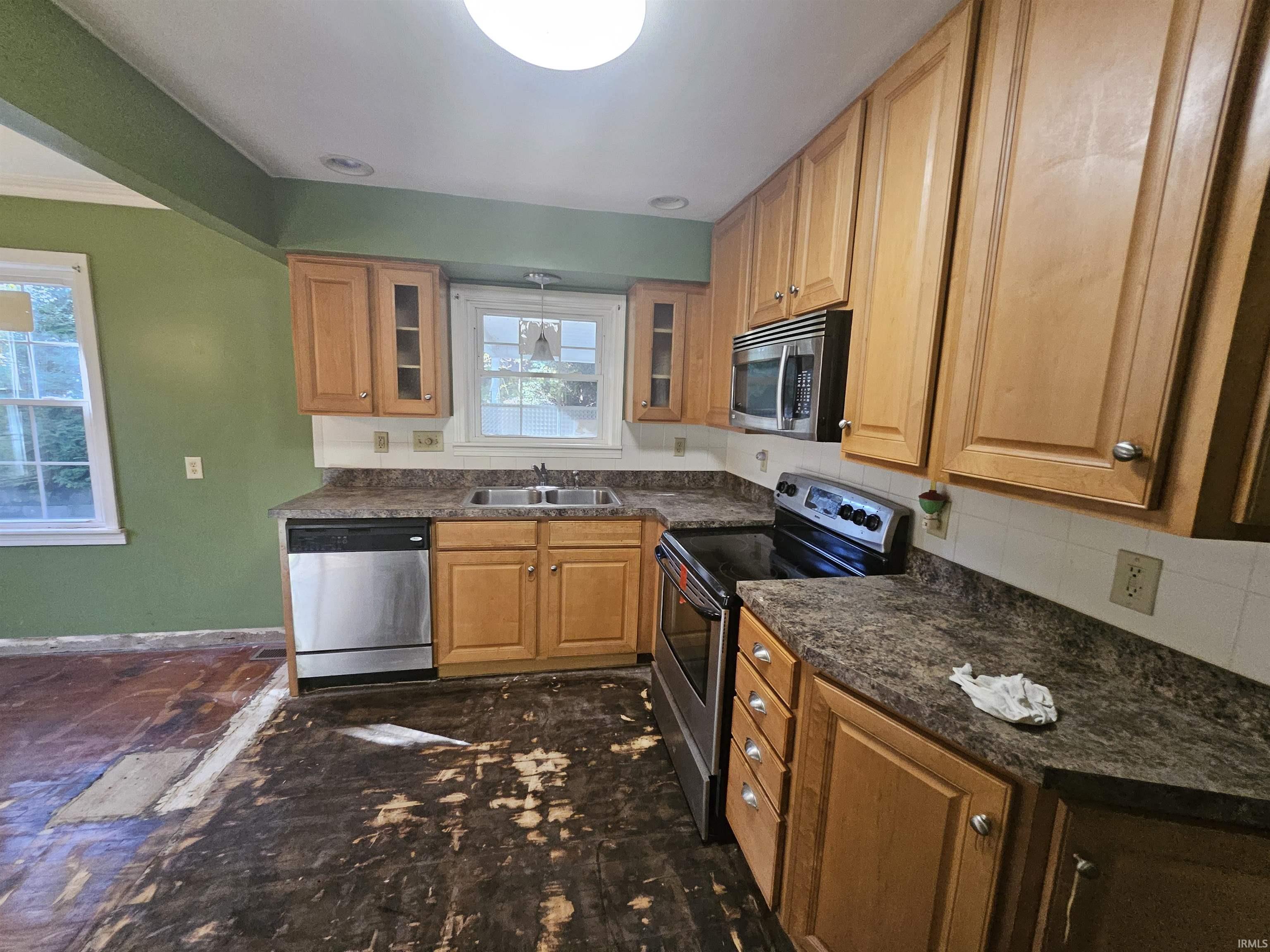 315 West Evergreen Road Evansville, IN 47710 - Photo 6 of 32