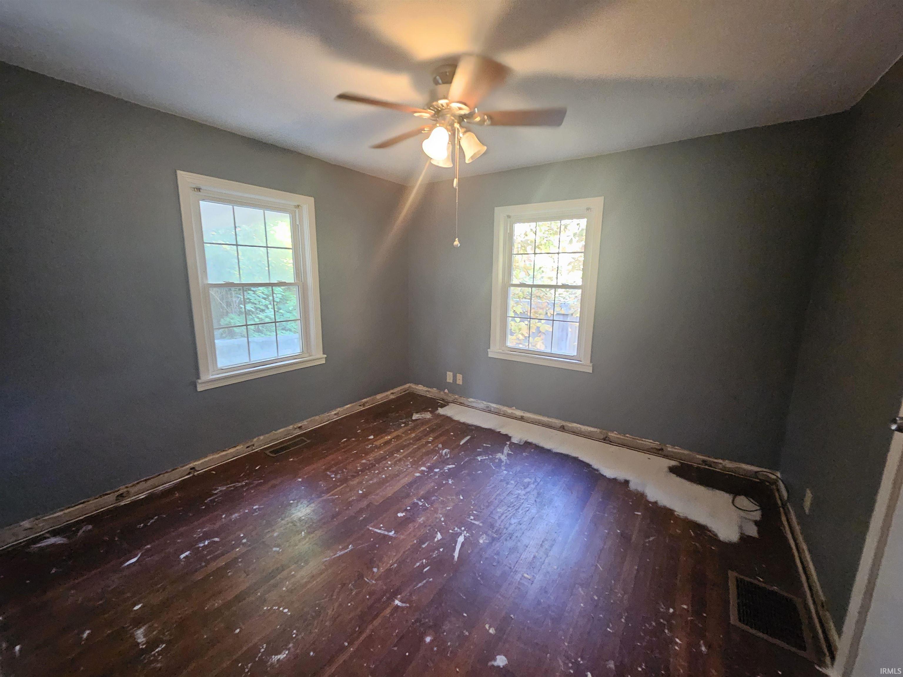 315 West Evergreen Road Evansville, IN 47710 - Photo 10 of 32