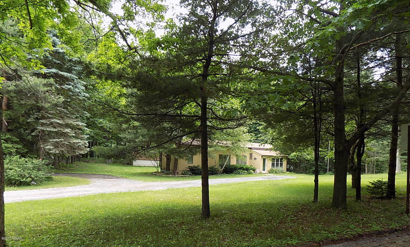 340 German Valley Road Canadensis, PA 18325 - Photo 5 of 11