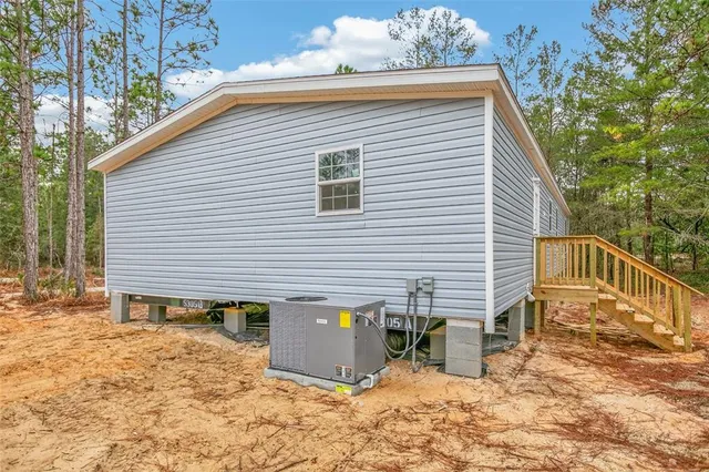 $445,000 | 419 Lily Trail, Interlachen, FL 32148