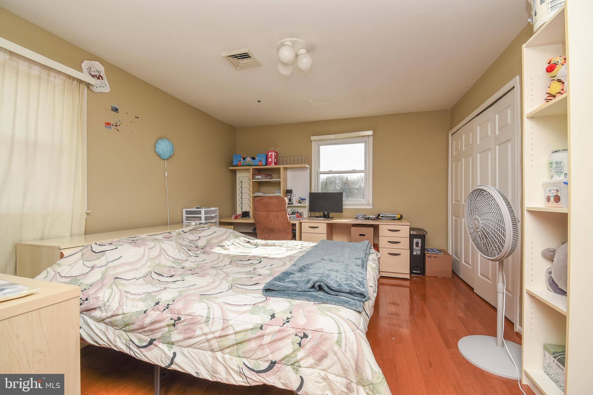 87 Chestnut Lane Ambler, PA 19002 - Photo 26 of 39 Guest Bedroom 5