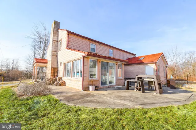 $615,000 | 87 Chestnut Lane, Ambler, PA 19002