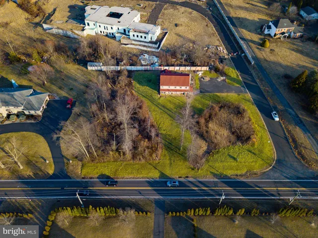 $615,000 | 87 Chestnut Lane, Ambler, PA 19002