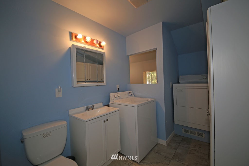 15 South Airstrip Road Twisp, WA 98856 - Photo 19 of 24 Gallery Image 19