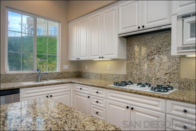 1368 Ranch Road Encinitas, CA 92024 - Photo 8 of 25