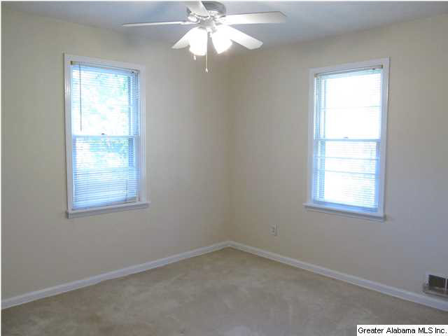 214 Bates Street Weaver, AL 36277 - Photo 15 of 29