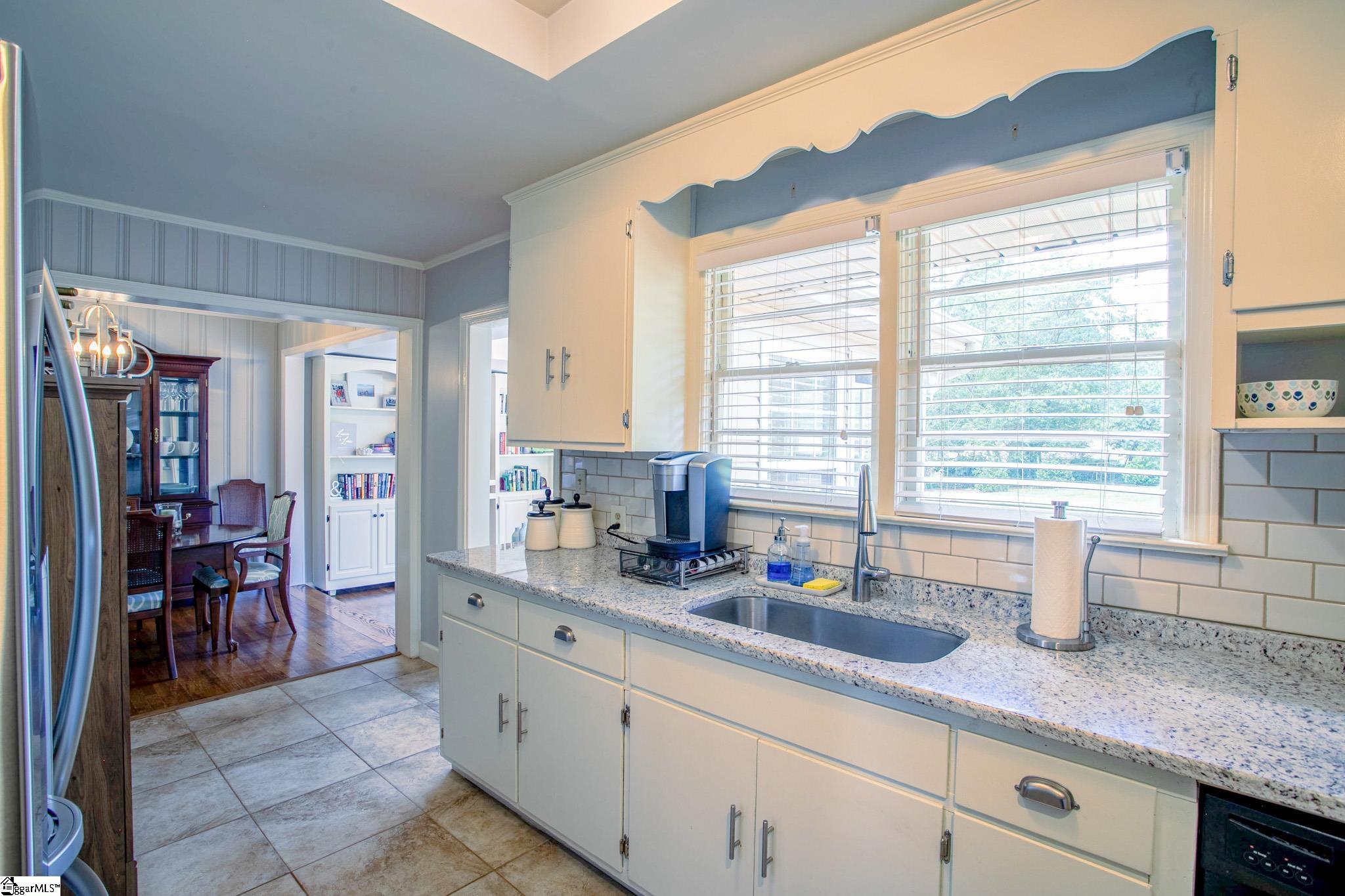 10 Friartuck Road Greenville, SC 29607 - Photo 7 of 27