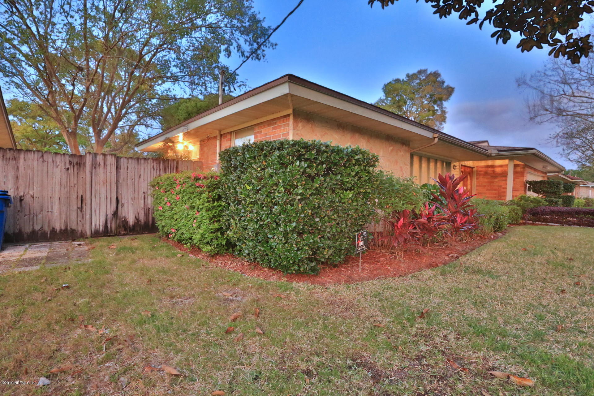 7305 Floral Ridge Drive Jacksonville, FL 32277 - Photo 4 of 27 a view of a backyard